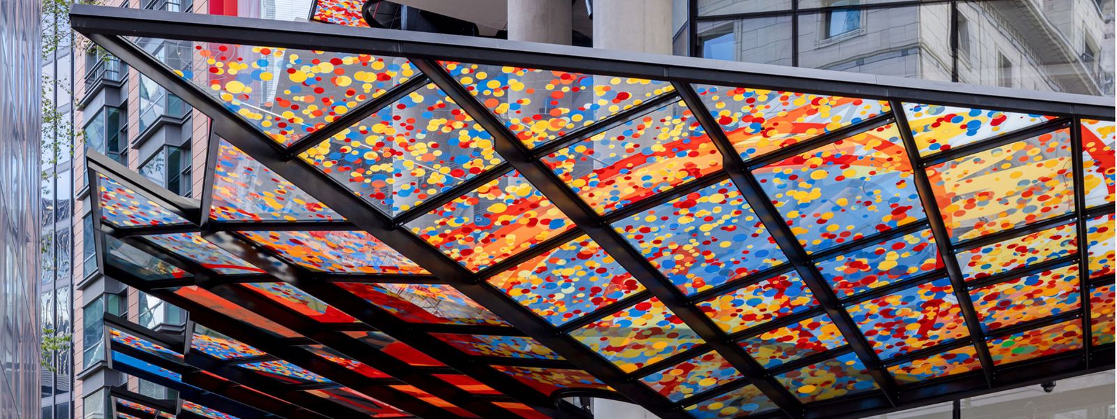 Colorful canopies of 22 Bishopsgate. ©Simon Kennedy